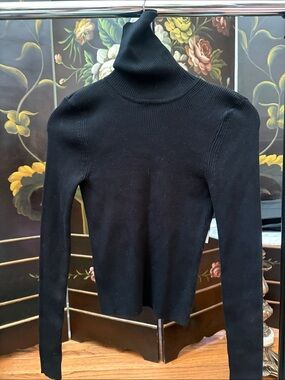 Zara Black Ribbed Turtleneck Sweater